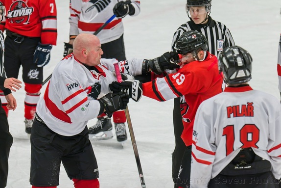 A-tým: HC Dvůr Králové nad Labem (14.12.2025) 9