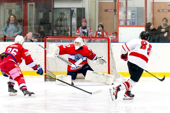 1. čtvrtfinále: HC Chrudim vs. BK Nová Paka (25.2.