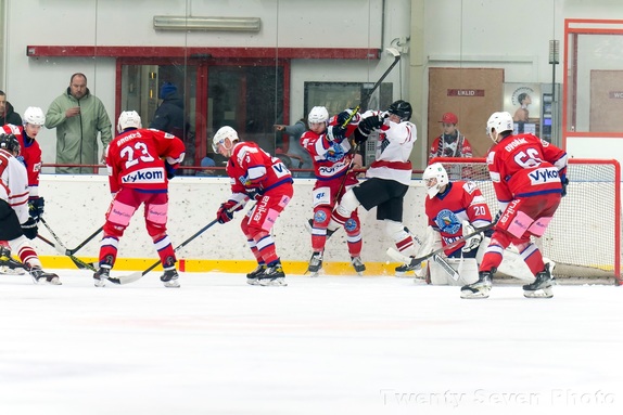 1. čtvrtfinále: HC Chrudim vs. BK Nová Paka (25.2.